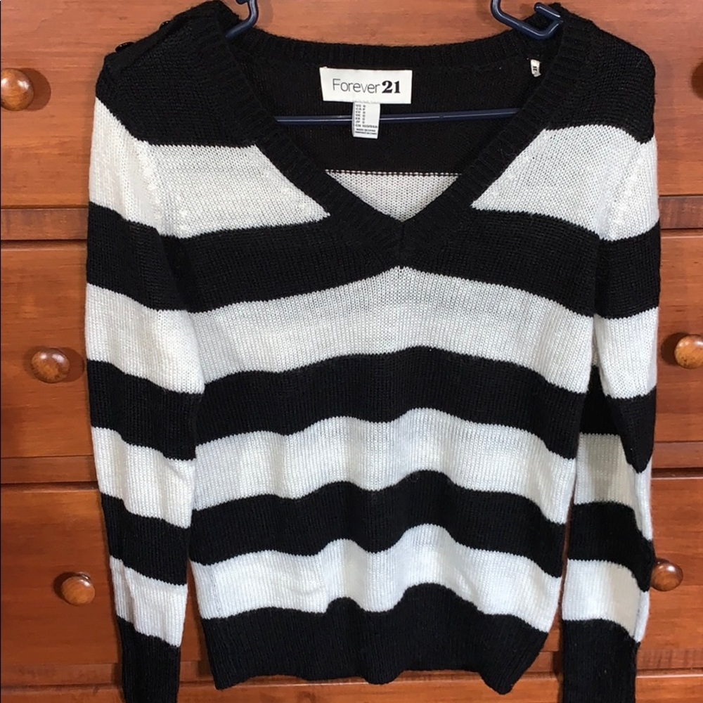 Forever 21 V-neck sweater